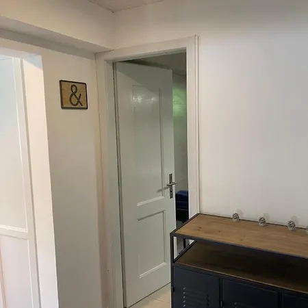 Superbe Avec Vue Et Parking Gratuit *